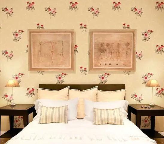 Giấy dán tường phòng ngủ vợ chồng: Hướng dẫn chọn và trang trí