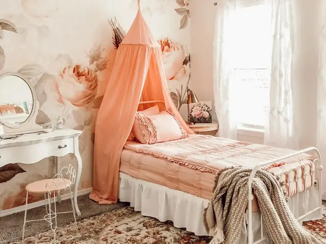Kệ Treo Tường Trang Trí Phòng Ngủ Hẹp: Hướng Dẫn Tối Ưu Không Gian Kệ Treo Tường Trang Trí Phòng Ngủ Hẹp: Hướng Dẫn Tối Ưu Không Gian