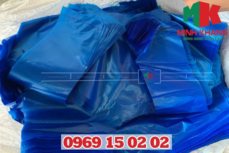 Kho hàng ly hộp nhựa bọc xốp sẵn sàng cung ứng