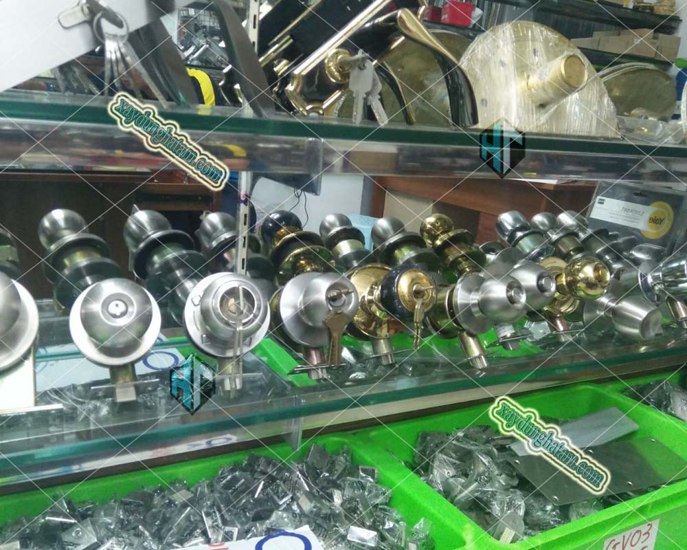 Khóa tay tròn cao cấp tương thích với cửa nhựa lõi thép và bản lề 3D.