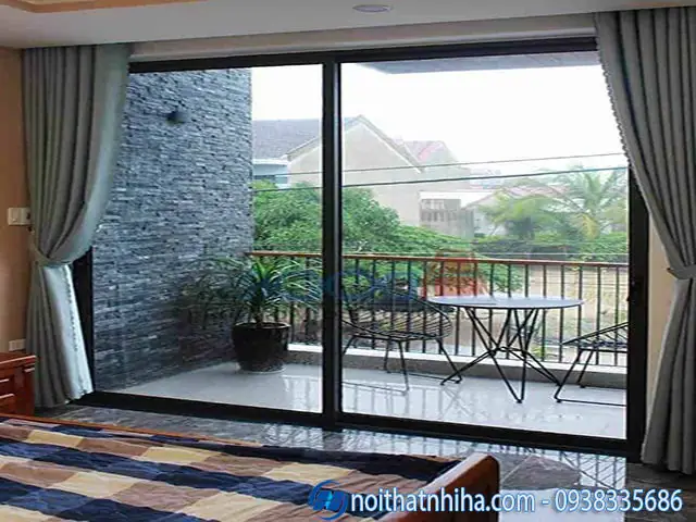 5. Mẫu cửa kính cường lực phòng ngủ đẹp 5. Mẫu cửa kính cường lực phòng ngủ đẹp