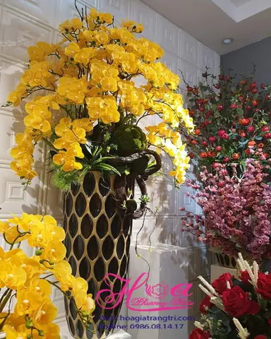 Lọ hoa trong phòng ngủ khách sạn: Nâng tầm không gian và trải nghiệm