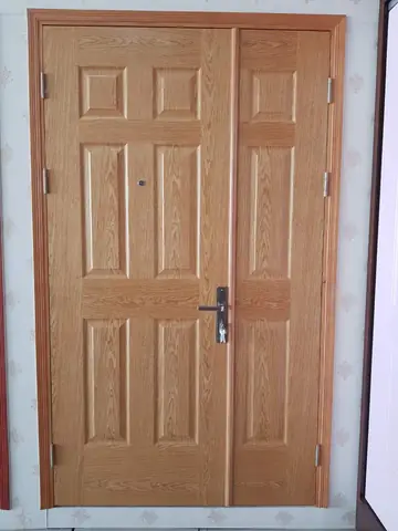 1.2 Mẫu cửa gỗ HDF Veneer dành cho phòng ngủ :