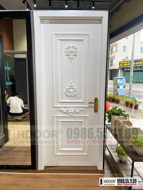 Mẫu cửa nhựa composite cho lâu đài tân cổ điển