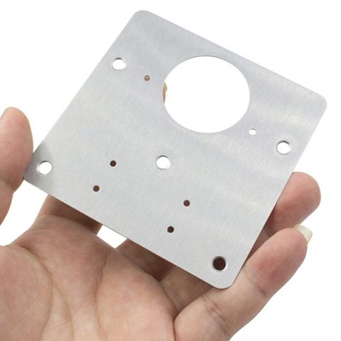 Miếng thép tăng cường độ bền cho bản lề cửa tủ nhựa bị lỏng