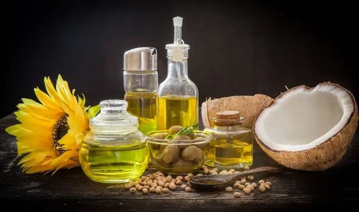 Các Mùi Tinh Dầu Thích Hợp Với Phòng Ngủ Giúp Ngủ Ngon & Thư Giãn Các Mùi Tinh Dầu Thích Hợp Với Phòng Ngủ Giúp Ngủ Ngon & Thư Giãn