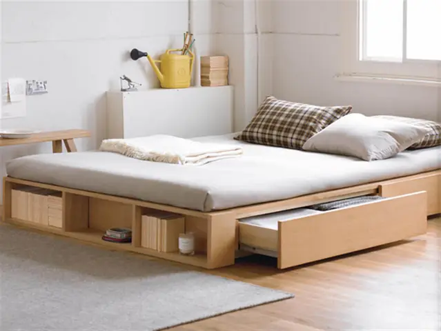4. Thiết kế giường pallet có ngăn chứa đồ cho phòng ngủ 4. Thiết kế giường pallet có ngăn chứa đồ cho phòng ngủ