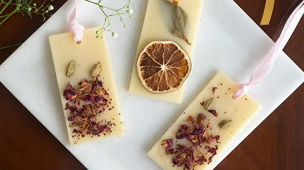 phòng ngủ bị ẩm mốc