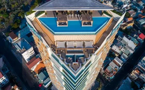 Phòng ngủ khách sạn suit là gì? Khám phá không gian đẳng cấp