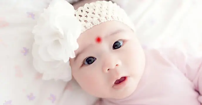 Tại Sao Phòng Ngủ Nhiều Gương Không Tốt Cho Trẻ Sơ Sinh?