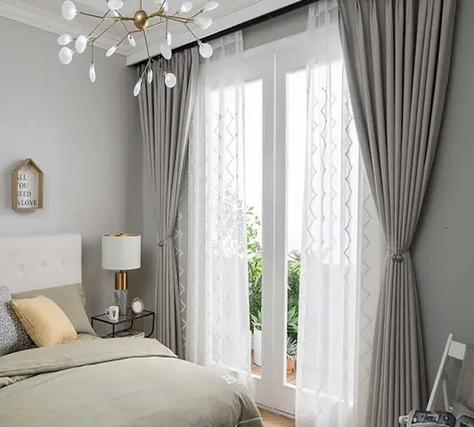 Rèm Phòng Ngủ Màu Đỏ: Hướng Dẫn Chọn Và Phối Hợp Hiệu Quả