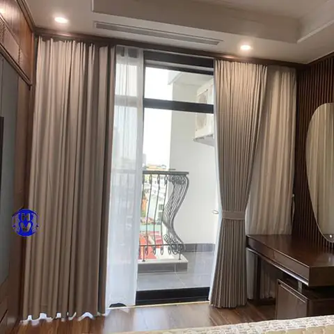 rèm cửa sổ chống nắng phòng ngủ