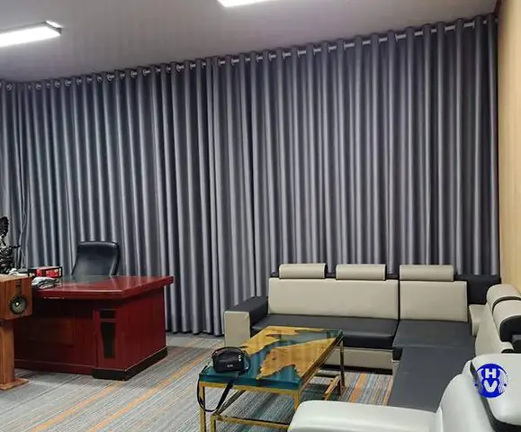 Ưu điểm giữa rèm vải ngăn phòng ngủ với vách ngăn