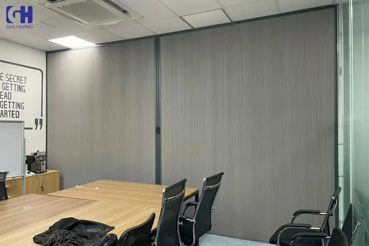 Thi Công Vách Ngăn Phòng Ngủ Nhựa PVC: Quy Trình Và Lợi Ích