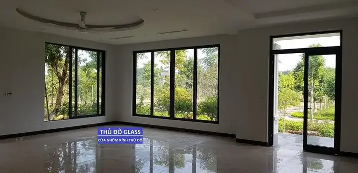 Hướng dẫn thiết kế cửa cho phòng ngủ: Chọn mẫu và vật liệu phù hợp Hướng dẫn thiết kế cửa cho phòng ngủ: Chọn mẫu và vật liệu phù hợp