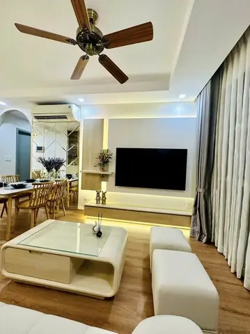 Gợi ý thiết kế phòng ngủ master hiện đại Gold View đẹp, tiện nghi