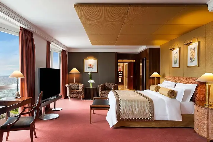 Làm thế nào để thiết kế phòng ngủ đẹp như resort ngay tại nhà?