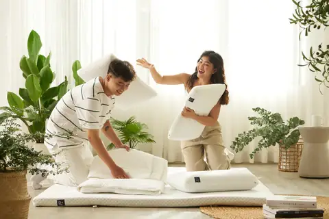 Mẫu trang trí phòng ngủ nệm cuộn tiện dụng