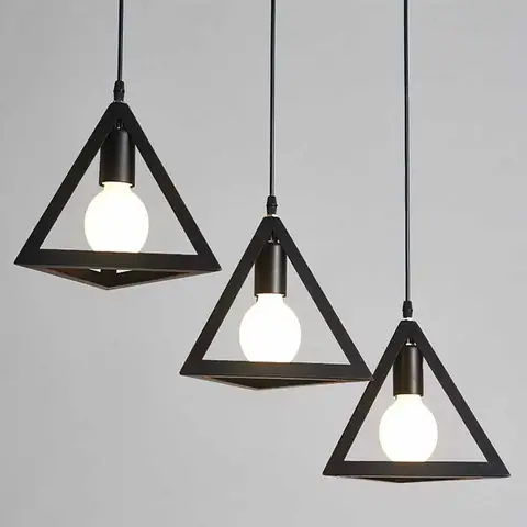 Trang trí phòng ngủ với giá sách hình tam giác: Ý tưởng & hướng dẫn