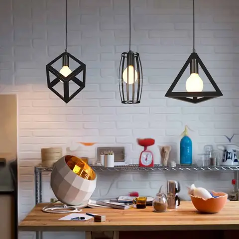 Trang trí phòng ngủ với giá sách hình tam giác: Ý tưởng & hướng dẫn