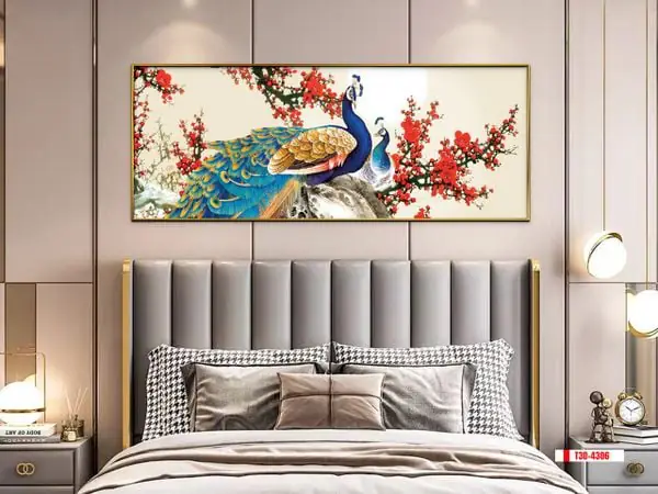 Ưu điểm Tranh chim công treo phòng ngủ