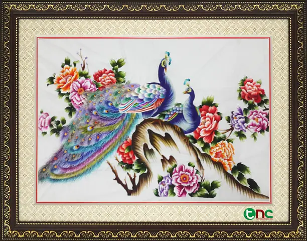 Tranh Thêu Tay Treo Phòng Ngủ: Hướng Dẫn Chọn Và Trang Trí Tranh Thêu Tay Treo Phòng Ngủ: Hướng Dẫn Chọn Và Trang Trí