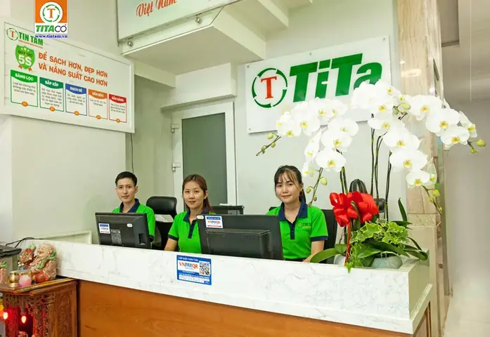 Tranh trang trí phòng ngủ giá rẻ TPHCM: Mua ở đâu và chọn thế nào?