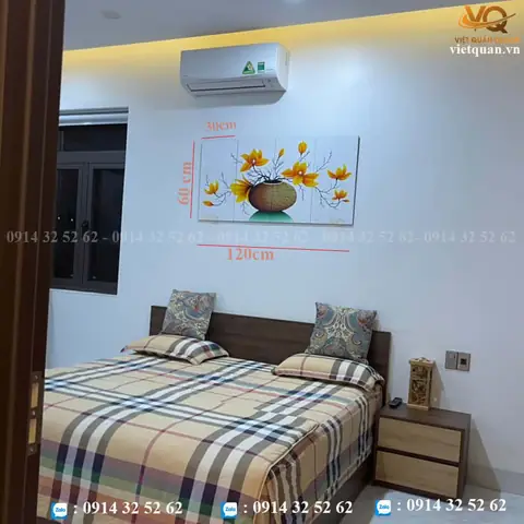 Vì sao nên mua tranh trang trí phòng ngủ vợ chồng đẹp.
