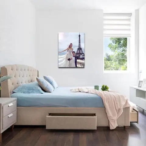treo ảnh cưới phòng ngủ