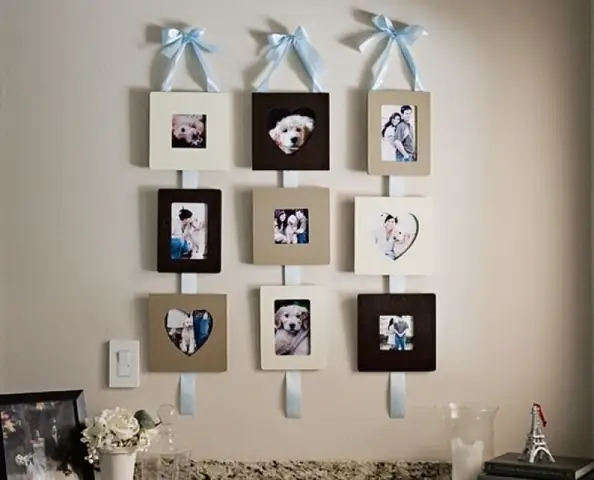 Cách treo ảnh trang trí phòng ngủ bằng khung ảnh handmade
