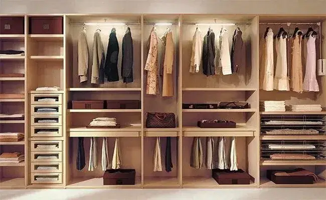 treo đồ trong phòng ngủ treo đồ trong phòng ngủ