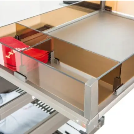 Thiết kế tủ quần áo đa năng cho phòng ngủ hiện đại 13
