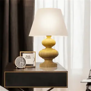 Làm Thế Nào Để Chọn Vải Treo Trang Trí Phòng Ngủ Phù Hợp?