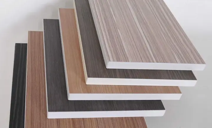 2.4. Tấm nhựa PVC